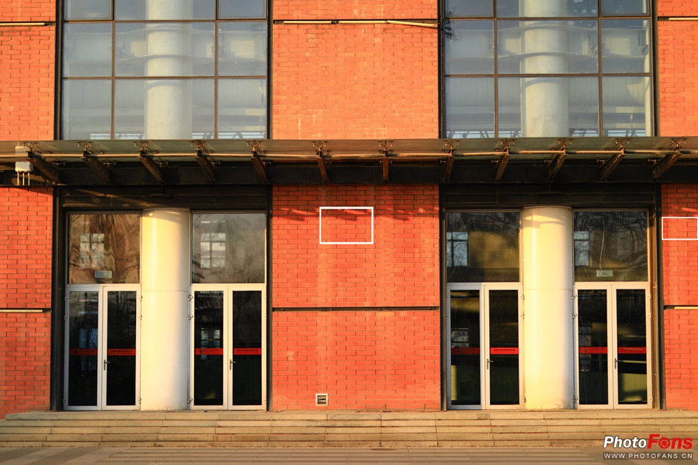 佳能ef85mm1.2人像王测评,佳能定焦镜头ef50mm1.8