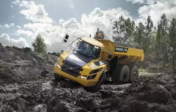 吉利逆势增长,吉利励志