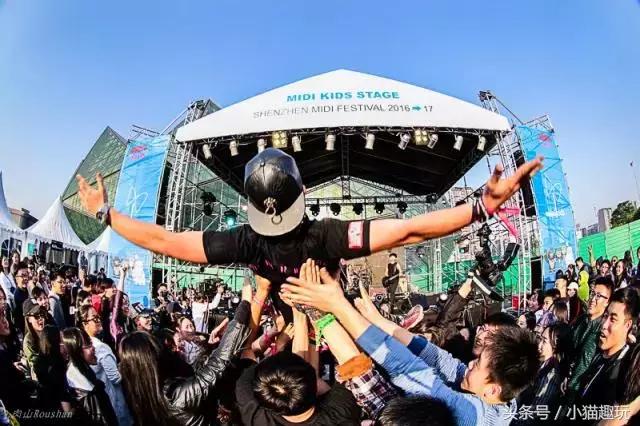 深圳跨年迷笛音乐节0点压轴演出,宝安烟花表演跨年