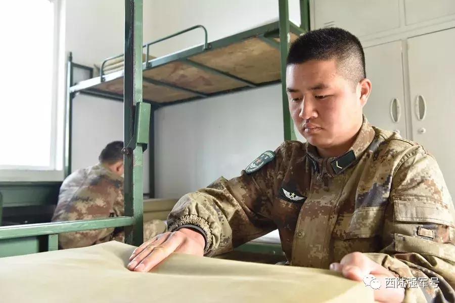 第77集团军某旅：新兵王瑞二次入伍图个啥？