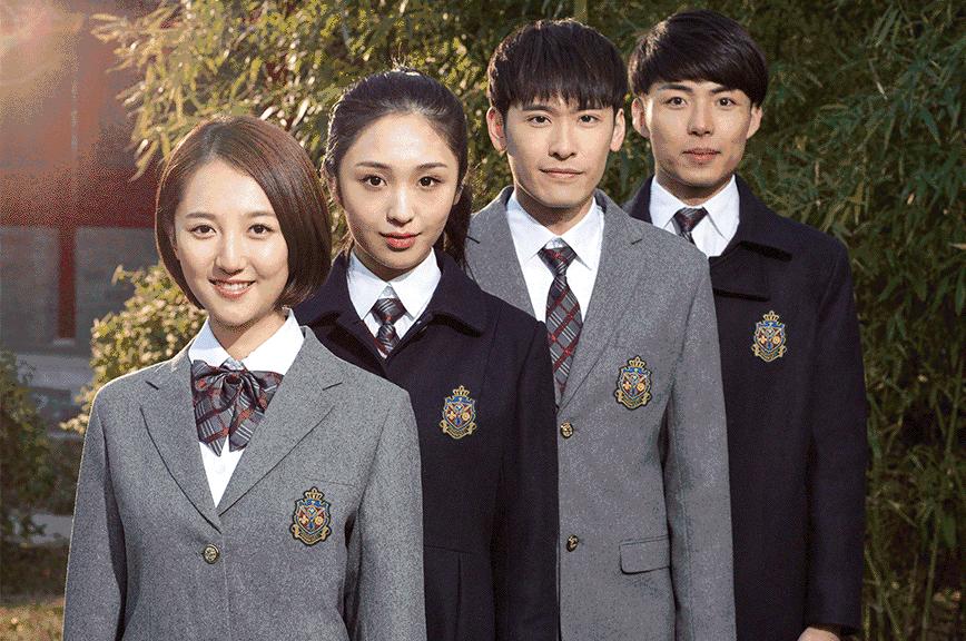 魔法学院的校服长什么样,魔法学院的校服推荐