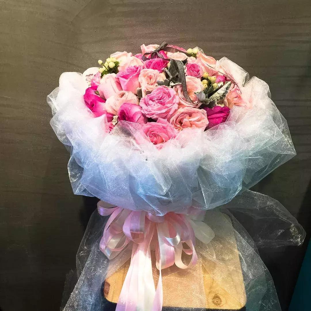 上廓街竟然有间360°鲜花环绕的小店