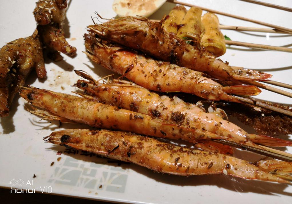 还在为拍摄参数怎么设置发愁,荣耀v10的拍照效果