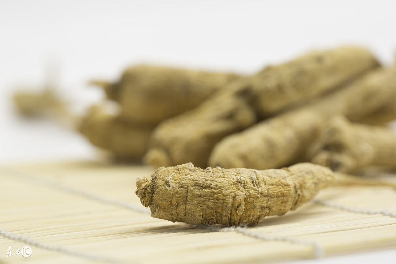 西洋参是生活中常见的滋补药材,西洋参不宜与哪些中药服用