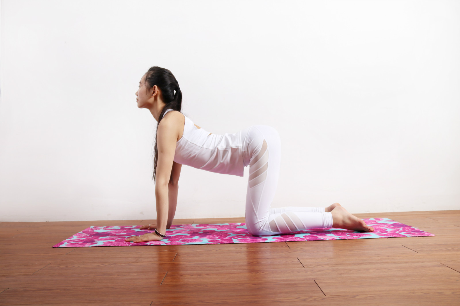 瑜伽消除乳腺增生结节动作,调理乳腺增生瑜伽视频