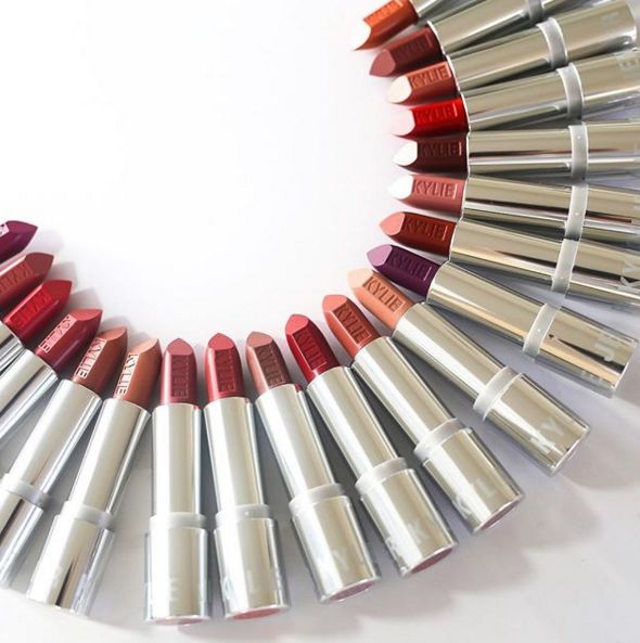 杨树林深唇镜面大牌口红测评,杨树林口红必买色号黄皮推荐