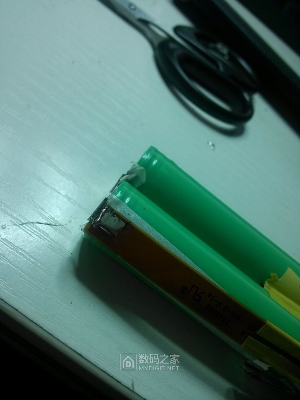 a32-f80笔记本电池换电芯,笔记本电脑b575电池换电芯教程