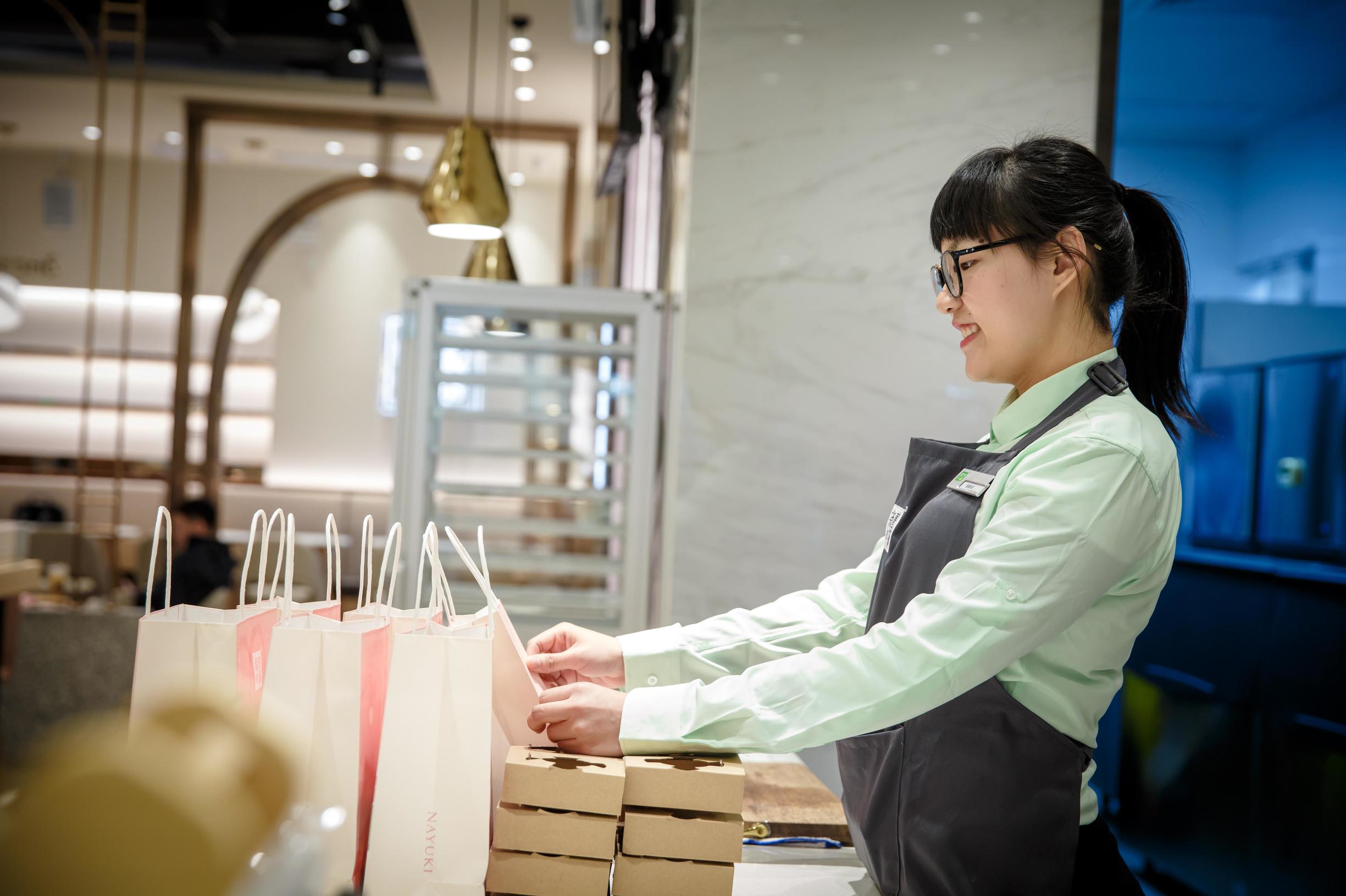 奈雪茶空降万达,奈雪的茶西安益田店