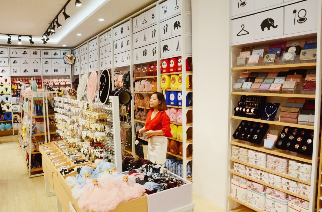 2-10元精品店怎么加盟,精品店加盟哪个品牌好