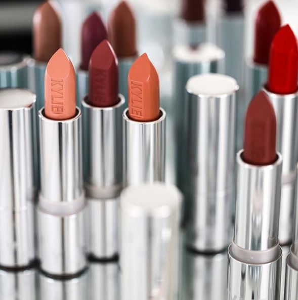 杨树林深唇镜面大牌口红测评,杨树林口红必买色号黄皮推荐