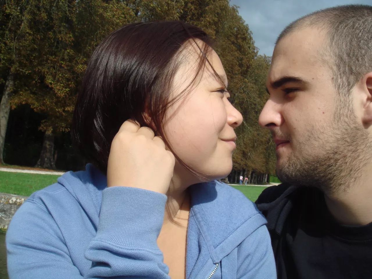 一口咬定修女泡芙法国面包师恋上成都钢琴妹