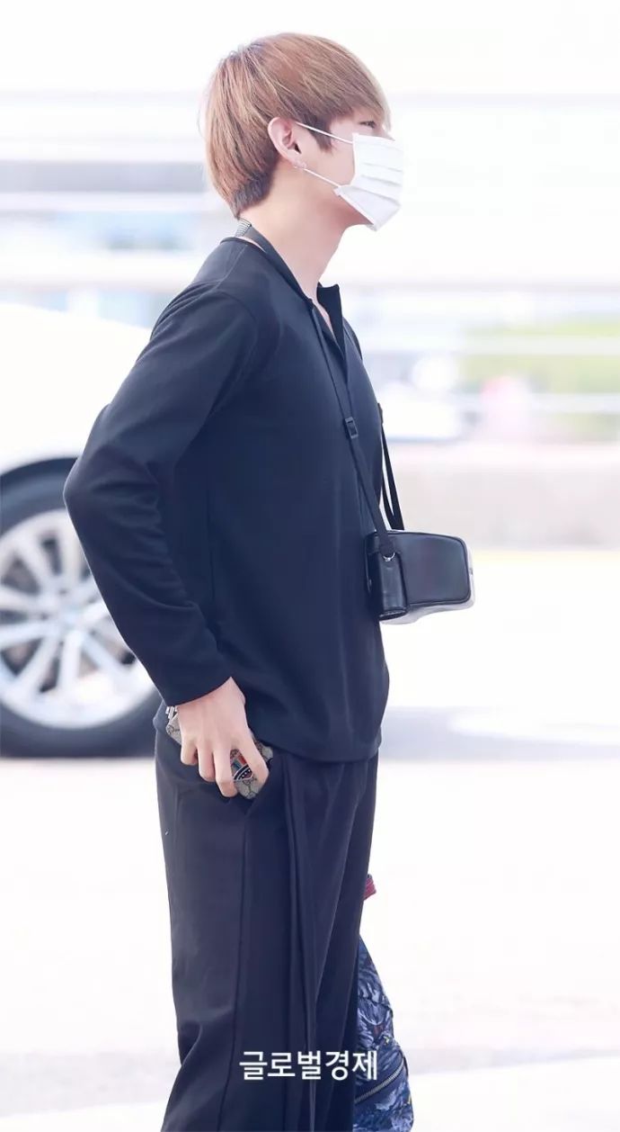 金泰亨生日快乐q版,金泰亨祝福别人生日快乐视频