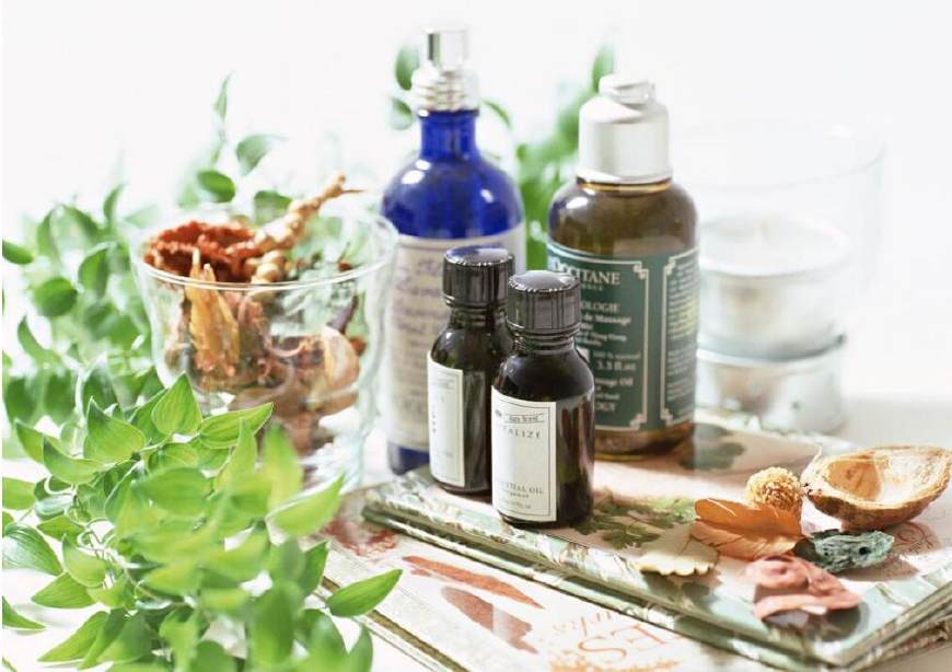 17种常见精油的美容护肤功效,护肤用的精油哪种最好用