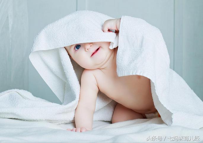 晚上喜欢趴着睡觉有什么好处坏处,一岁宝宝喜欢趴着睡觉是什么原因