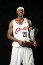 祝勒布朗生日快乐,詹皇祝生日快乐