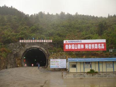 18岁算什么，老子有两个18岁，一个IT老鸟的自白