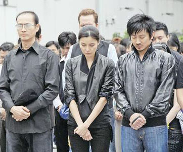 他的剧目一播出,股市就跌,34次中招,上个新闻都会跌