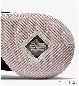 穿80万耐克鞋视频,小孩穿80万耐克