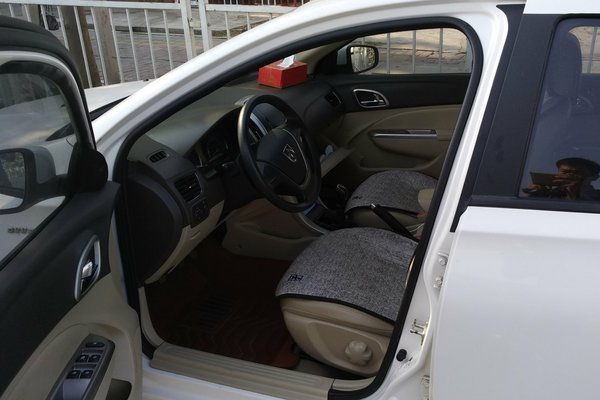 出行不方便又没钱买车,出行不便可以买车吗