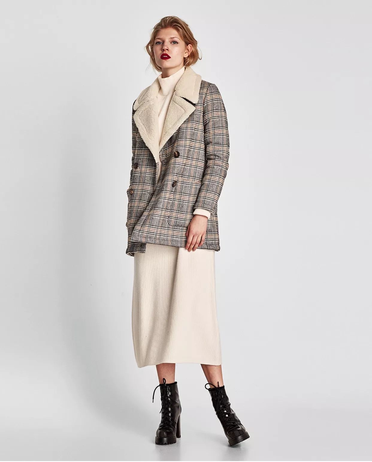 zara打折的衣服值得买吗,zara最值得买的大衣