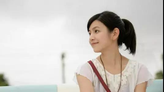 51岁娃娃脸女演员,51岁娃娃脸女人