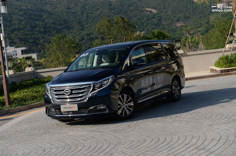 广汽传祺gm8和gl8油耗对比,性价比秒合资前辈试驾广汽传祺gm8