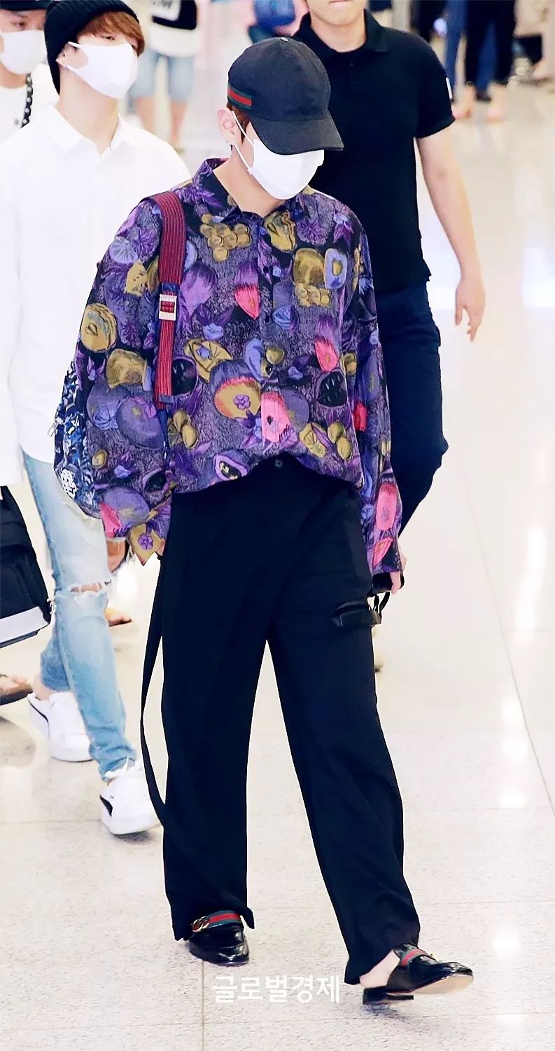 金泰亨生日快乐q版,金泰亨祝福别人生日快乐视频