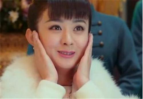 女孩花痴的10个表现,花痴女生的基本表现