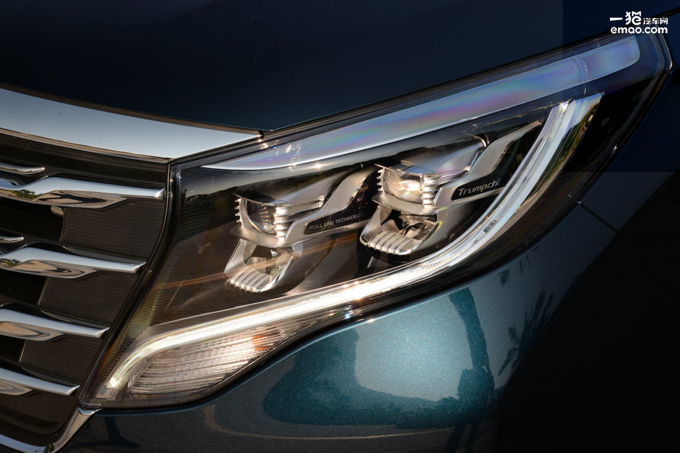 广汽传祺gm8和gl8油耗对比,性价比秒合资前辈试驾广汽传祺gm8