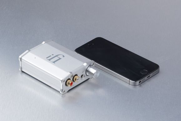 老初月谈 密码:iFI nano iDSD BL,轻松开启音乐之门