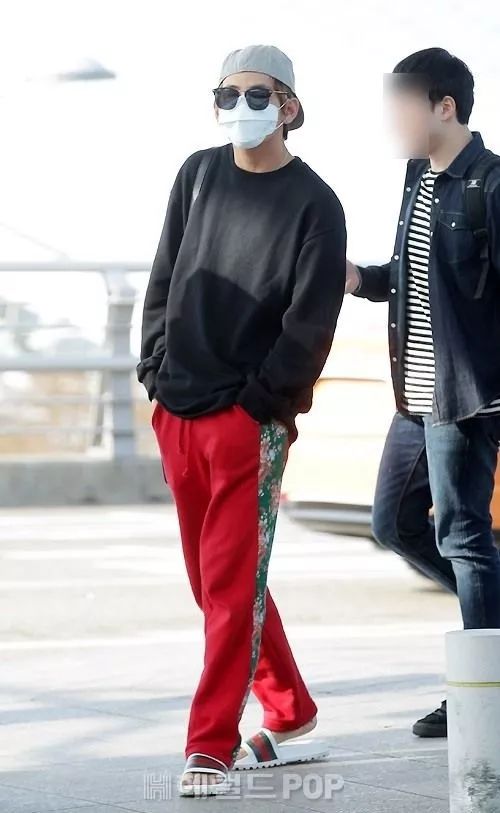 金泰亨生日快乐q版,金泰亨祝福别人生日快乐视频