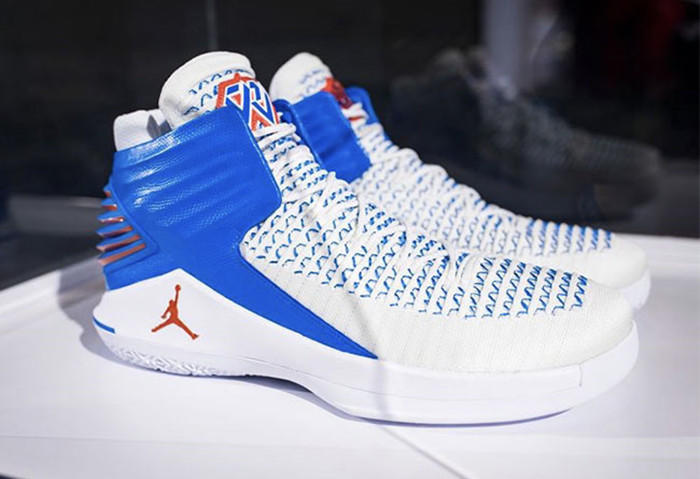 科比黑曼巴LOGO为什么这样设计