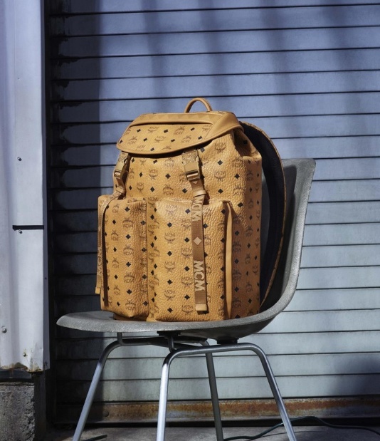 MCM2018春夏系列广告特辑“VivaLife”