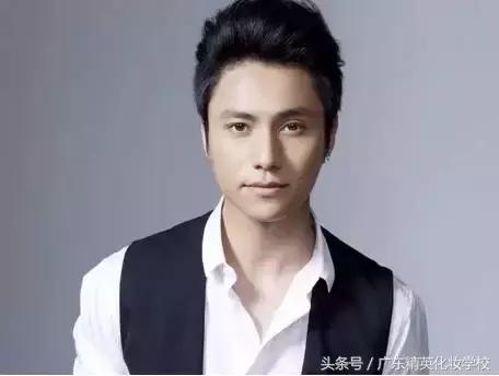 眉毛一高一低咋办,纹的眉毛一高一低怎么补救