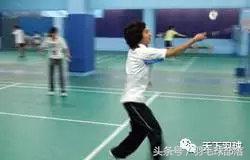 羽毛球肩膀痛还可以继续打吗,打了羽毛球肩膀痛