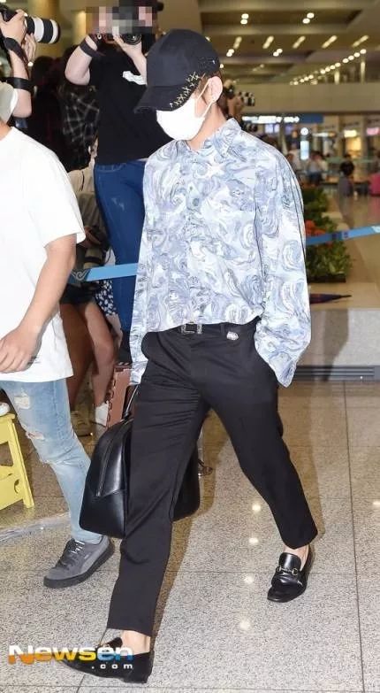 金泰亨生日快乐q版,金泰亨祝福别人生日快乐视频