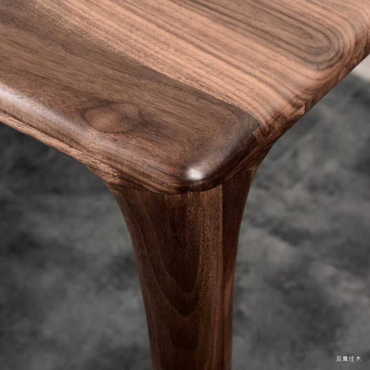 花了买原木家具的钱，却买到了这些东西