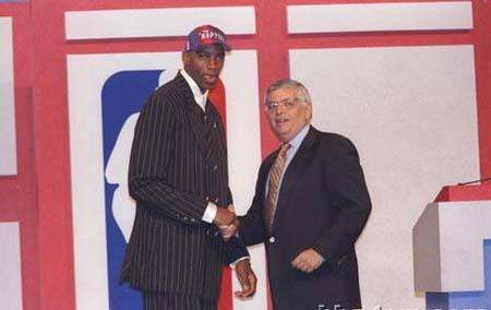 乔丹老詹谁更伟大,詹皇永远不如乔丹的原因