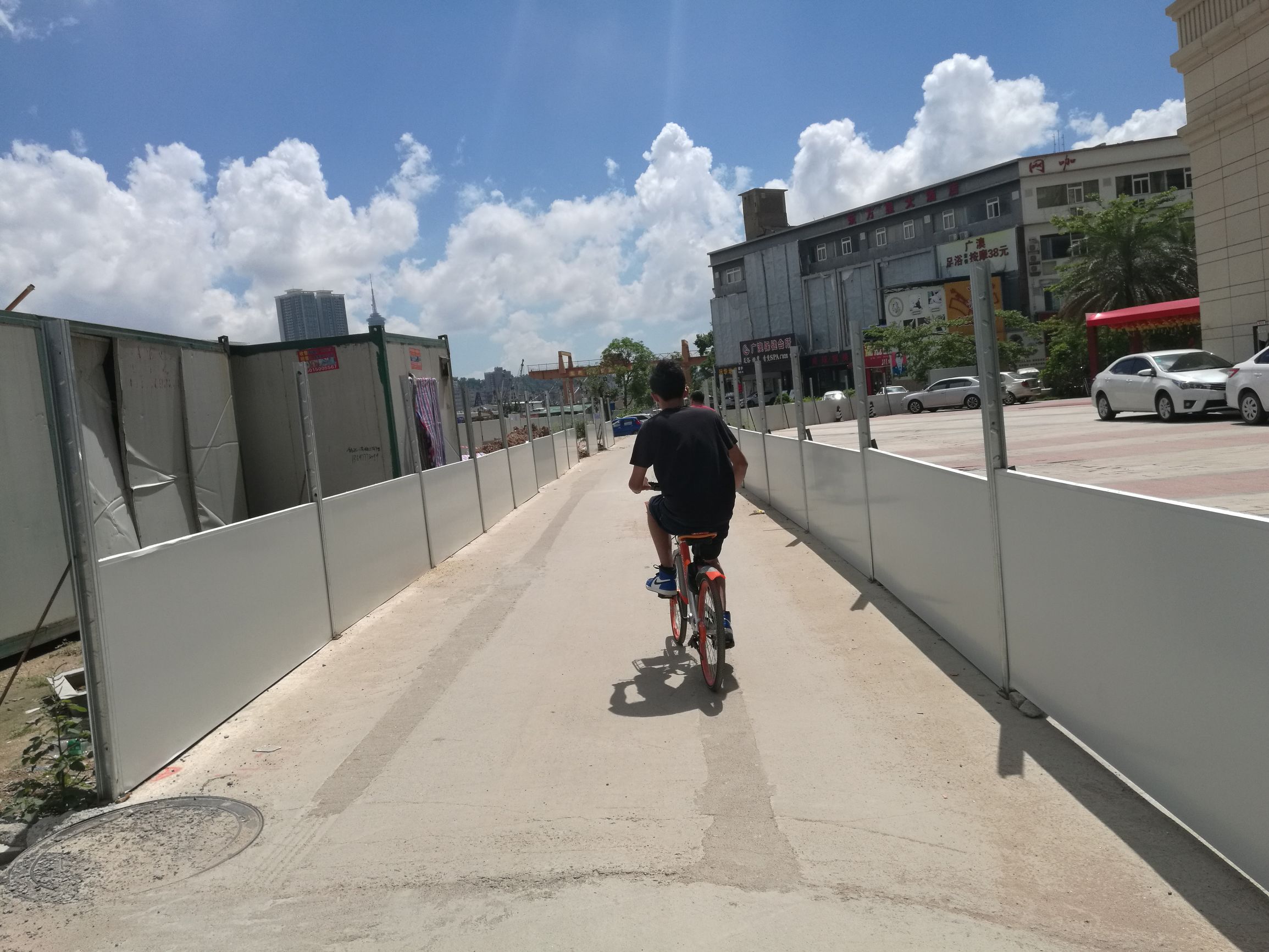 珠海哪里有帝王蟹吃,珠海附近帝王蟹