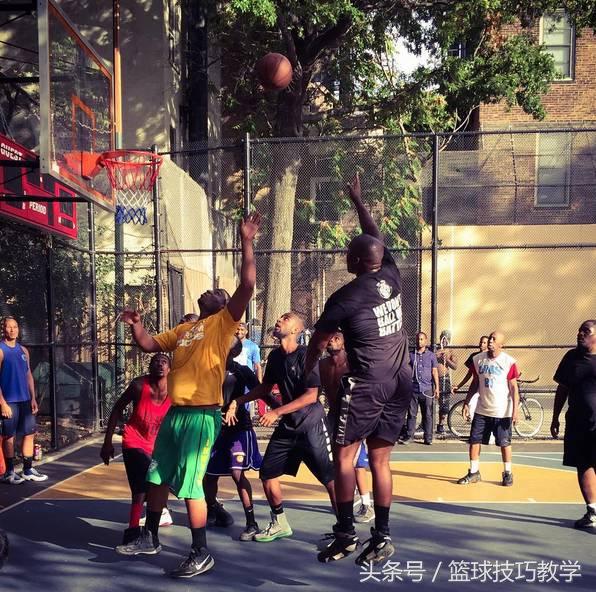 十八岁少年因打篮球被砍致死,篮球冲突致少年遭刀伤亡