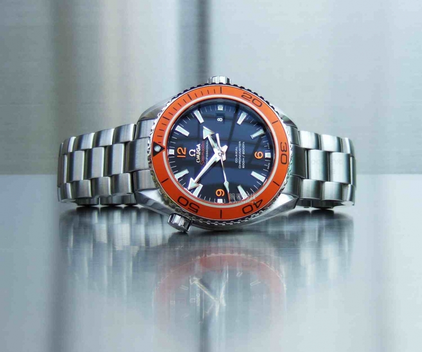 欧米茄8500假的多少钱,欧米茄海马po8500怎么上发条