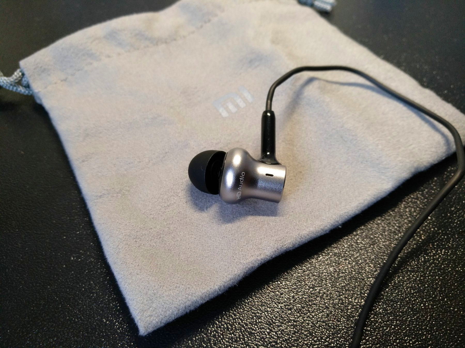 小米圈铁耳机pro发布,小米最好的耳机是圈铁耳机pro吗