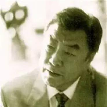 60元硅胶整容失败鼻歪脸斜，红极一时被封杀，如今自曝患癌