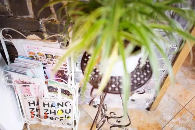 这栋小桥流水的民宿——“眷舍”