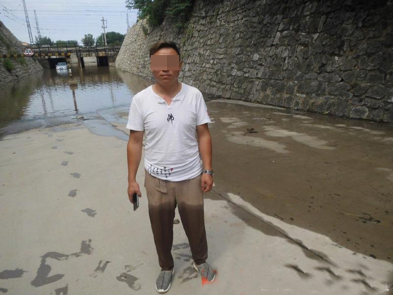 开宝马撞人男子获刑,石家庄小伙开宝马被撞