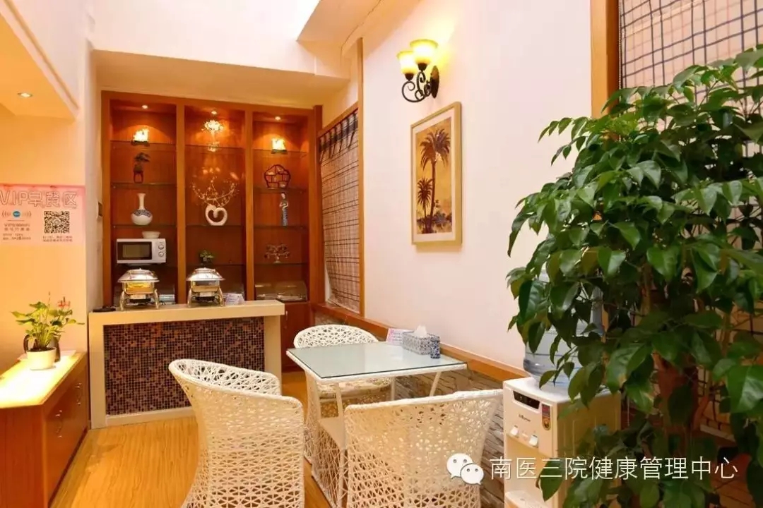 鐑埍瓒崇悆鐑埍鐢熸椿涔愯闃冲厜,鐑埍瓒崇悆鐑埍浣撹偛鐑埍鐢熸椿