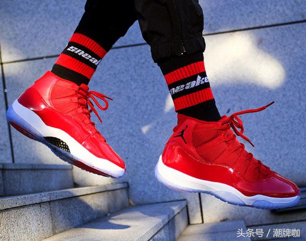 粉色乔丹aj11 (红色乔丹aj11)