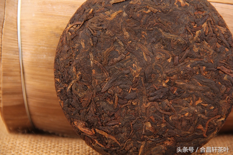 普洱茶里面长“茶虫”了，怎么破？