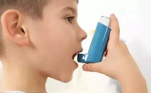 谣传“雾化的药物含有激素,使用起来比输液还可怕”,你信吗?