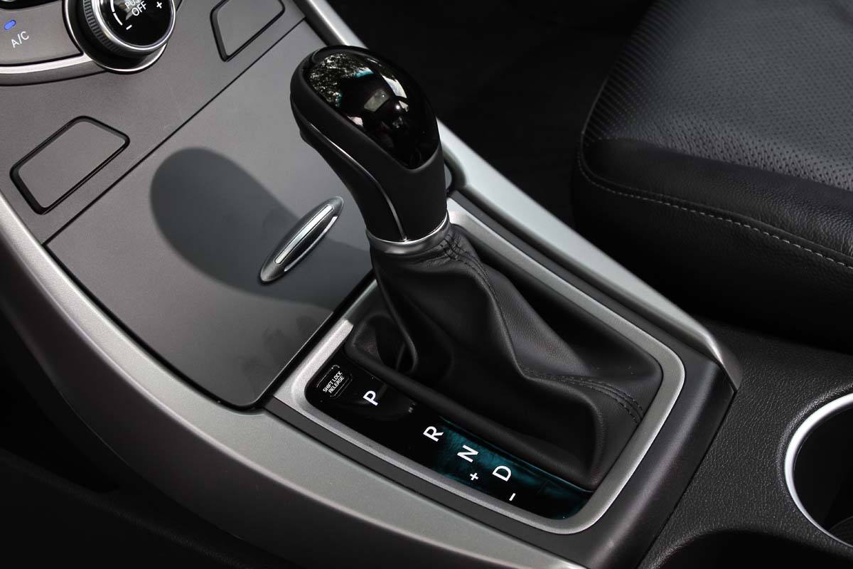 自动挡p档不好摘档什么原因,自动挡车摘p挡有撞击声